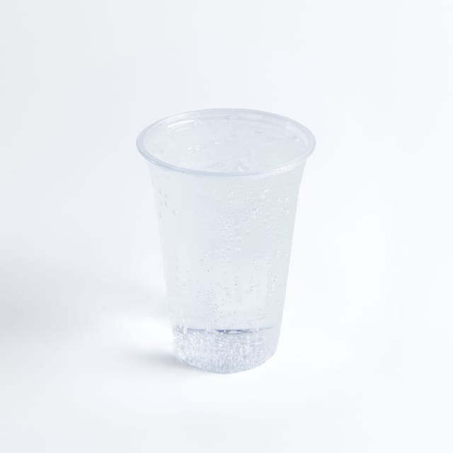 Bottled Sparkling Water (Perrier / Pellegrino).